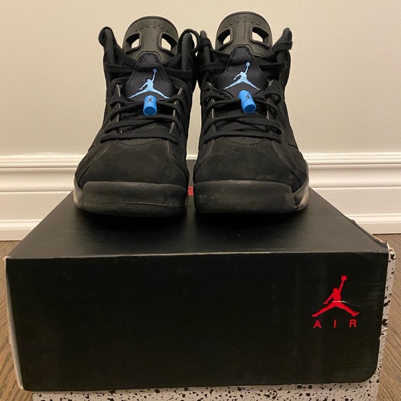❌SOLD❌Jordan 6 UNC Size 9.5 - Picture 4 of 8
